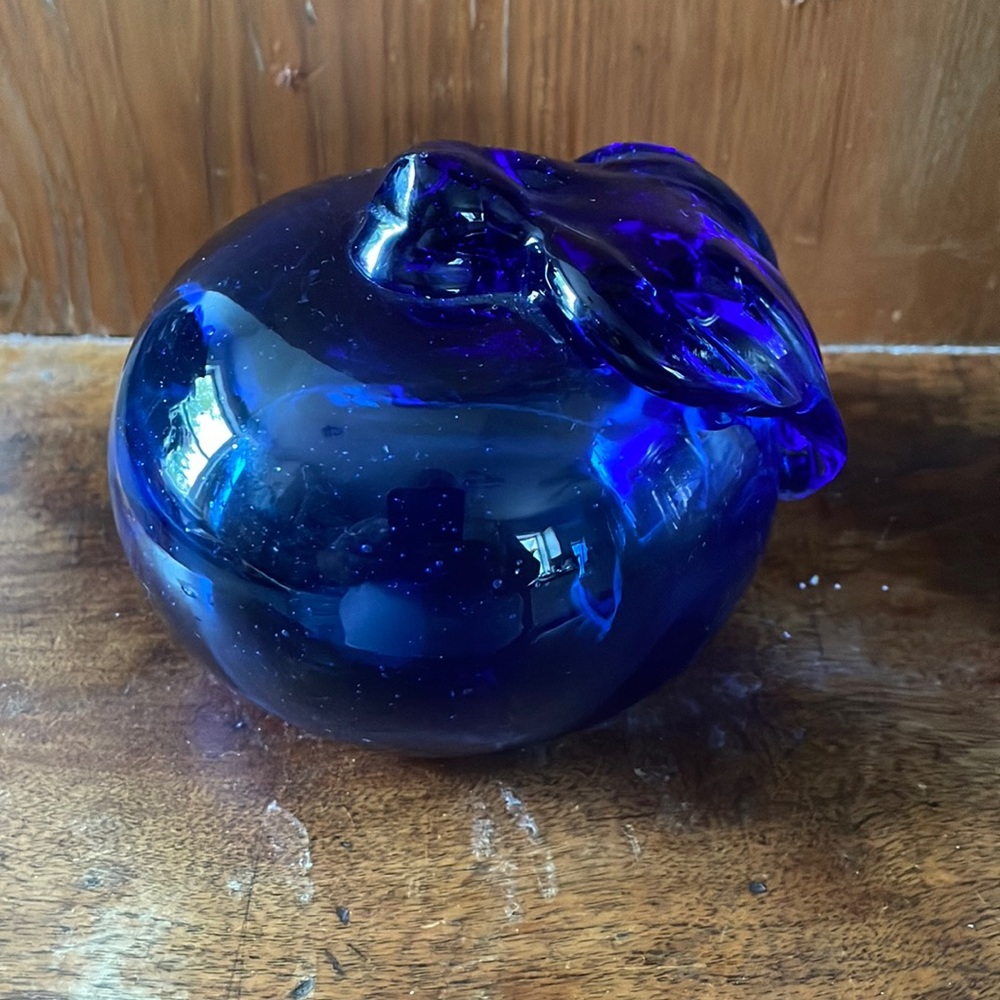 Wheaton Art Glass Apple